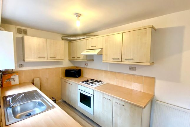 End terrace house for sale in Dennis Road, Moseley, Birmingham