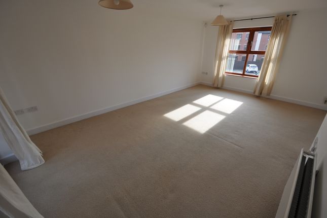 9, Northampton photo 4