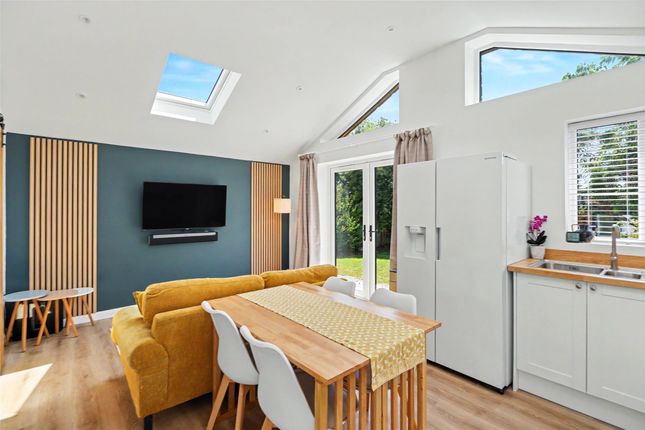 Greenhill,, Hopperstyle, Barnstaple photo 4