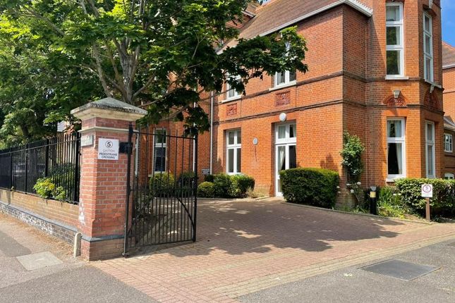 Flat for sale in William Gibbs Court, Orchard Place, Faversham