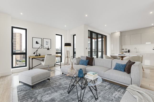 Thumbnail Flat for sale in Thames Street, London