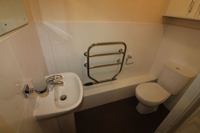 Flat to rent in Wove Court, Garstang Road, Preston