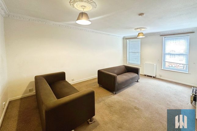 59, Northgate Lodge, West Yorkshire photo 3