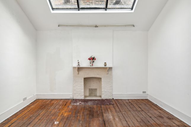 Mews house for sale in Kelso Place, Kensington