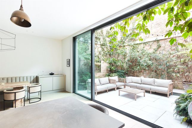 Detached house to rent in Rede Place, Bayswater, Westminster