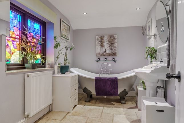 Charter House, Mattishall Road, Norwich photo 2