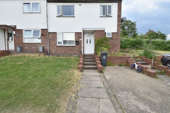 Thumbnail Terraced house for sale in Rockingham Close, Rowlatts Hill