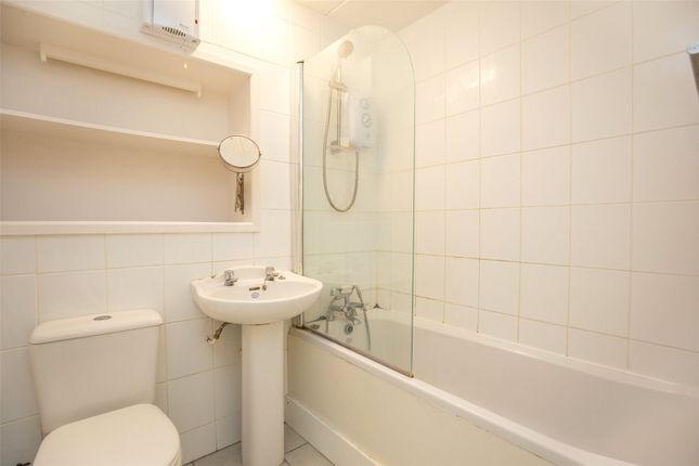 Flat for sale in Howecroft Court, Eastmead Lane, Bristol