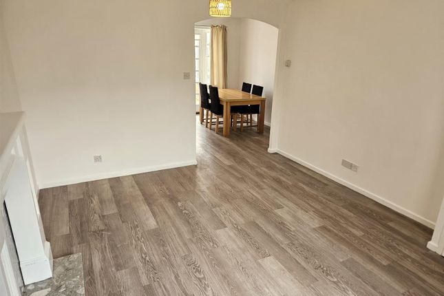 52, Chathill Close, Whitley Bay photo 2