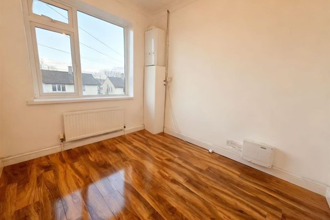 83 Ingsfield Lane, Rotherham photo 5