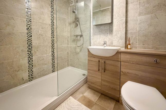 17, Langham Court, Sheringham photo 3