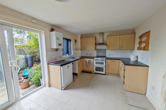 17, Whittington Way, Lydney photo 3