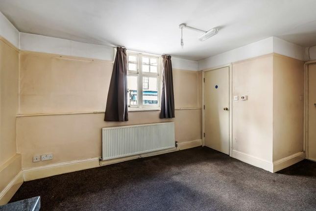Pilgrim Cottage, 39 South Street, Dorking photo 4