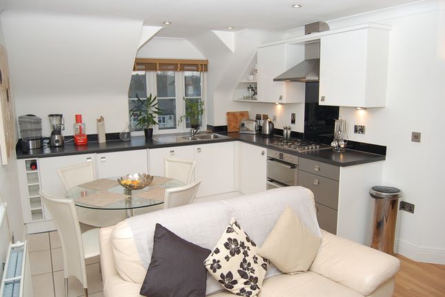 Flat for sale in Grassingham End, Chalfont St Peter, Buckinghamshire