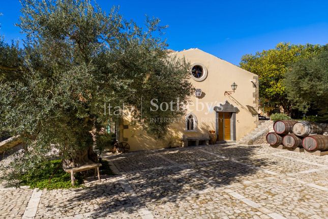 Country house for sale in C.Da Piano Conte, Chiaramonte Gulfi, Sicilia