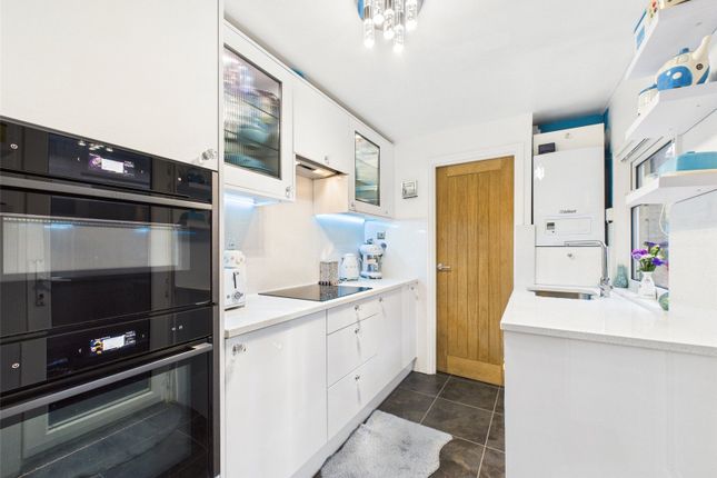 311, Brentwood Road, Romford photo 4