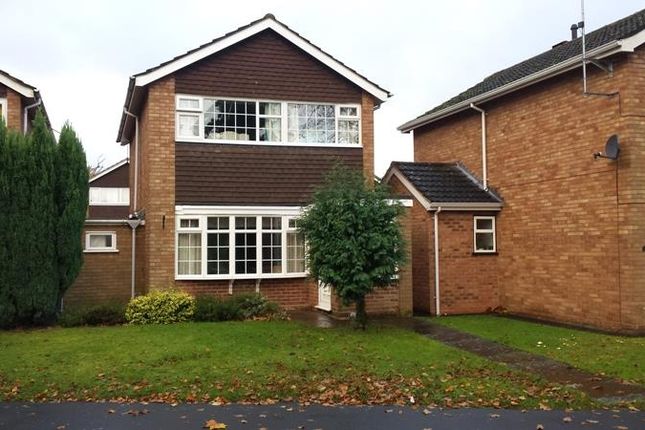 Link-detached house to rent in Lower Lickhill Road, Stourport-On-Severn