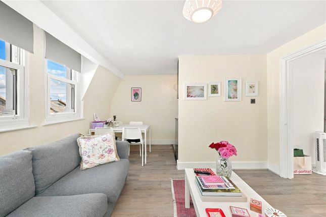 Second Floor Flat, 95, Dawes Road, London photo 3