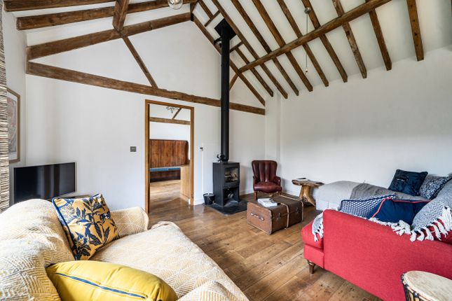 2-bed bungalow on Dairy Place, Winchester, £650,000