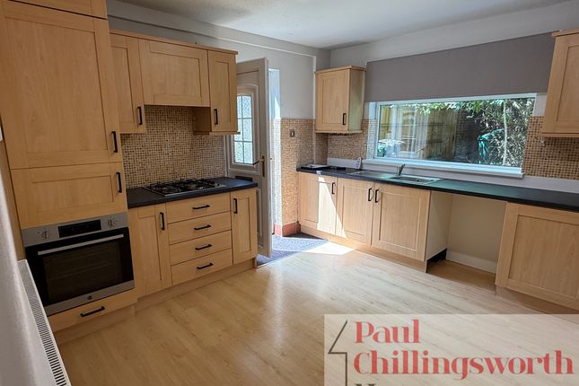 7b Longford Square, Coventry photo 4