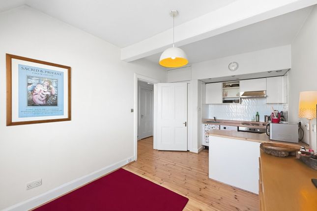 13/10 Earlston Place, Edinburgh photo 4