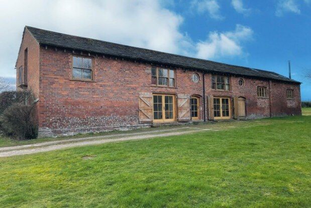 Thumbnail Barn conversion to rent in Trap Road, Congleton