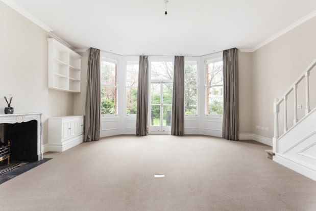 Flat to rent in 6 Cresswell Gardens, London SW5