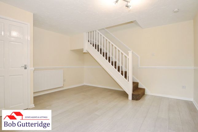 18, Winterside Close, Newcastle-under-Lyme photo 4