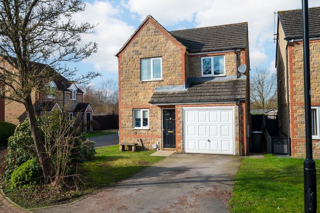 3-bed house on 32, Kensington Close, Sheffield, £215,000