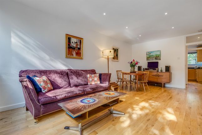 Thumbnail Property for sale in Claudia Place, London