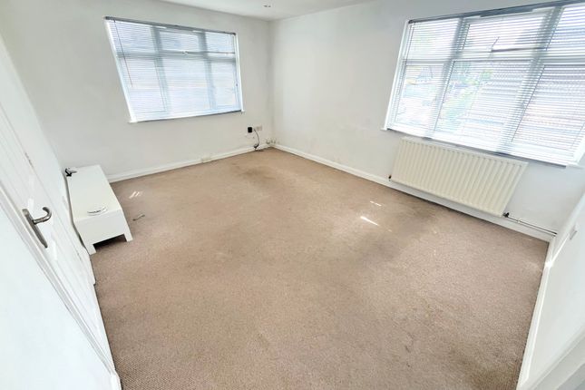 872b, London Road, Leigh-on-Sea photo 5