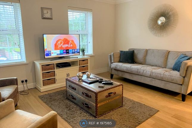 Flat to rent in Camperdown House, Windsor