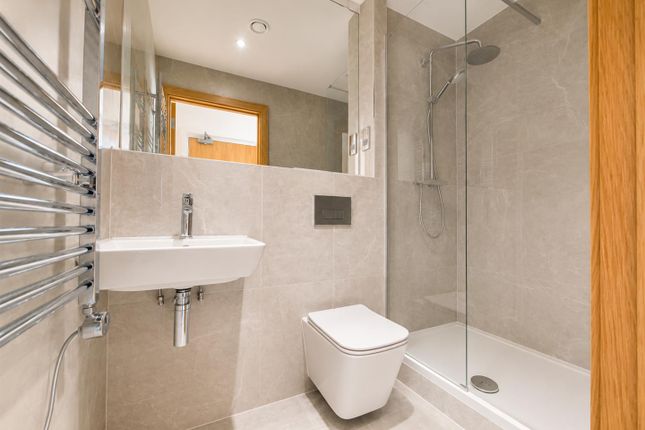 5 Lotus mews, 152 Fleet Road, Fleet photo 3