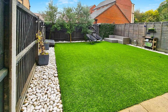 79, Shearwater Road, Hemel Hempstead photo 4