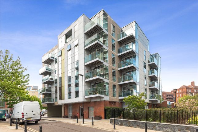 Thumbnail Flat for sale in Goodchild Road, London