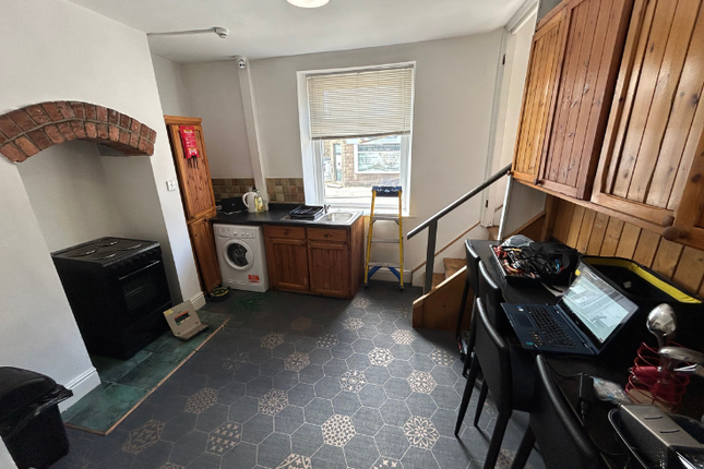 29a, Fairfield Road, Buxton photo 3