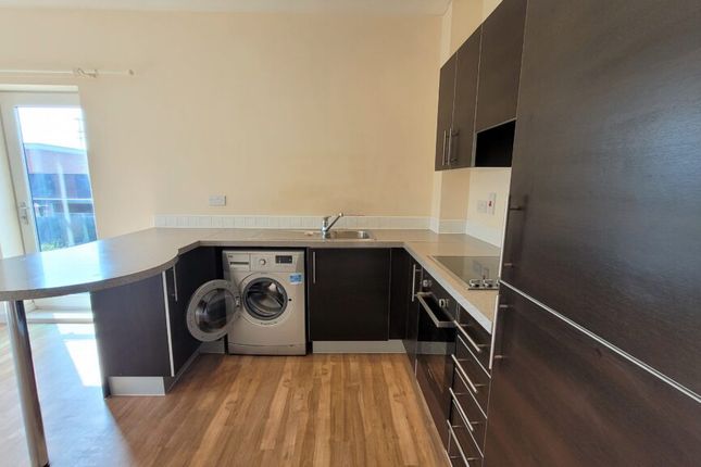 Flat to rent in Marshall Road, Banbury, Oxon
