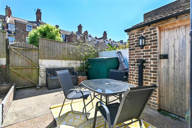 18, Greys Road, Eastbourne photo 4