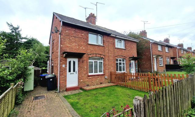 Thumbnail Semi-detached house for sale in Jubilee Road, Daventry, Northamptonshire