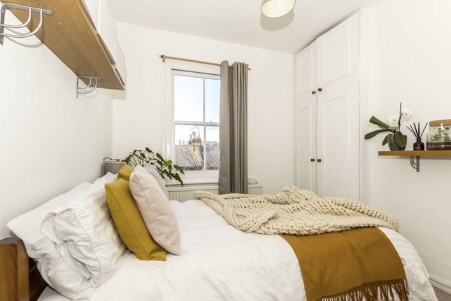 43C, Macfarlane Road, London photo 4