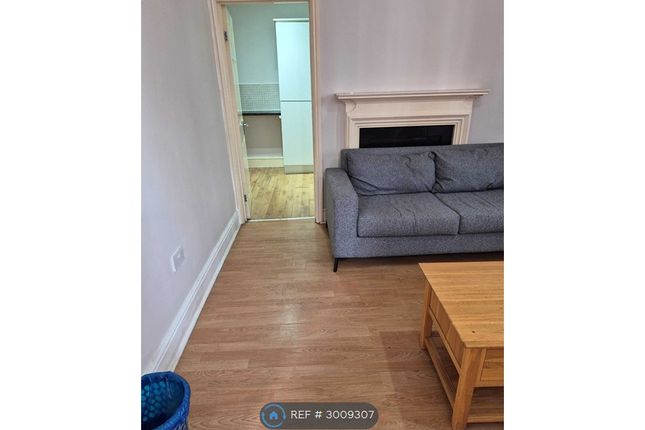 A Clarendon Road, Ashford photo 2