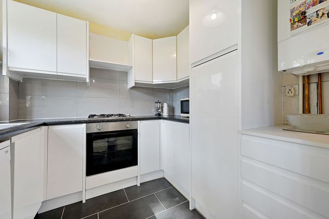 10, Bladon Gardens, North Harrow photo 4