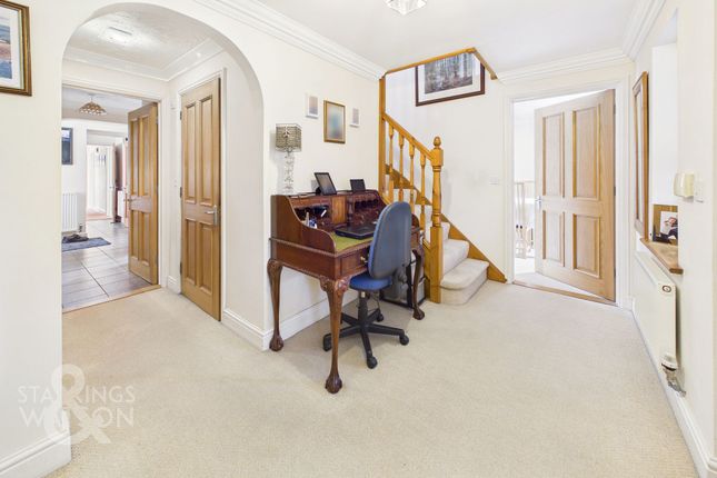 27 The Street, Diss photo 4