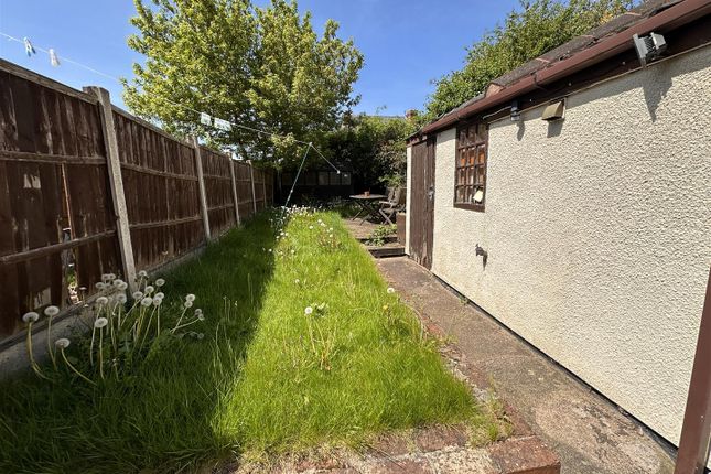 Terraced house to rent in The Lane, Awsworth, Nottingham