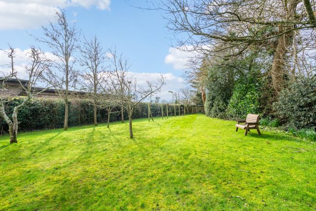 Detached house for sale in The Beeches, Amersham, Buckinghamshire