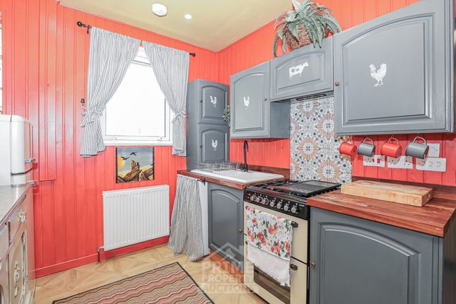 11, Caldwell Place, Helensburgh photo 4