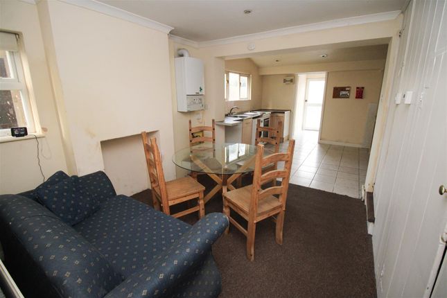 8, Dunmow Road, Bishop's Stortford photo 4