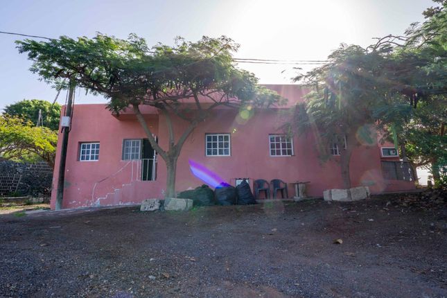 Country house for sale in Street Name Upon Request, Guia De Isora, Es