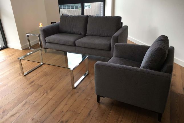 2-bed flat on 1 Emery Way, Wapping, £1,020,000