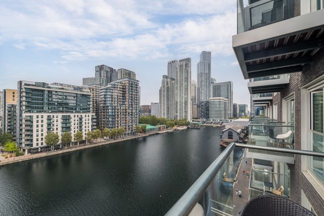 Apartment 845, 12, Baltimore Wharf, London photo 3